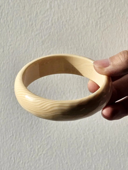 Fusion Geometric Bangles