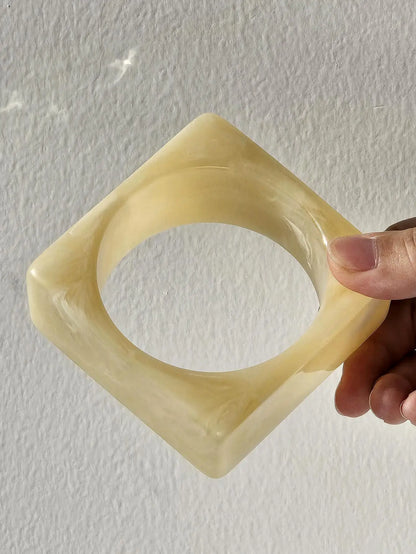 Fusion Geometric Bangles